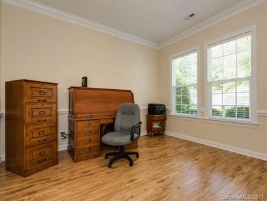 office space w natural lighting
