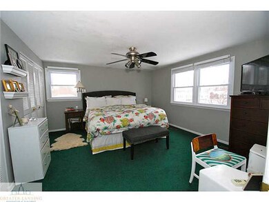 1410 Ravenswood Dr, Lansing, MI 48917 - photo 6