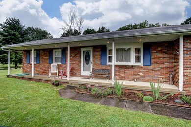 8435 Bruce Ct NW, Canal Winchester, OH 43110 - photo 4