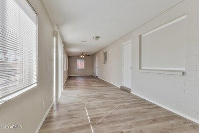 305 W Ivyglen St, Mesa, AZ 85201 - photo 7