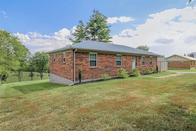 813 Tick Ridge Rd, Glasgow, KY 42141 - photo 2