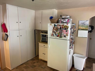 904 kitchen photo 2