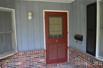 221 Kelly St, Statesville, NC 28677 - photo 2