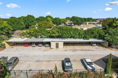 3701 Southmoor Ln unit . W12, Wichita Falls, TX 76302 - photo 4
