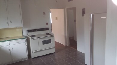 1628 E 10th St, Tucson, AZ 85719 - photo 3