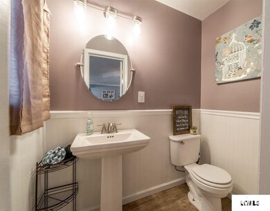 503 N Logan St, Lincoln, IL 62656 - photo 7