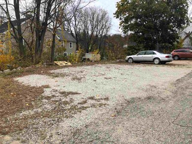 14 Main St, Pittsfield, NH 03263 - photo 2