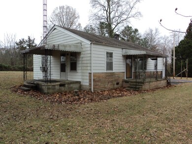 159 Dobert Rd, Manchester, TN 37355 - photo 2