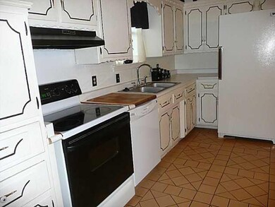 309 Howard Dr, Oklahoma City, OK 73115 - photo 7