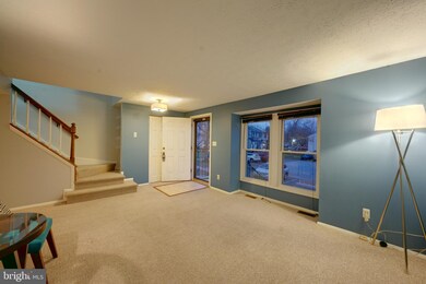 9334 Cabot Ct, Laurel, MD 20723 - photo 6