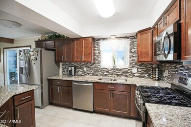 3143 W Redfield Rd Phoenix AZ 85053 X-32