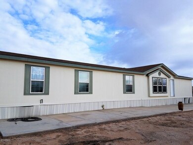 3_Nessa Ln
