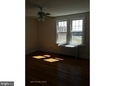 32 Maple Ave, Upper Darby, PA 19082 - photo 6