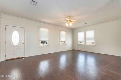 Living Room 1-6