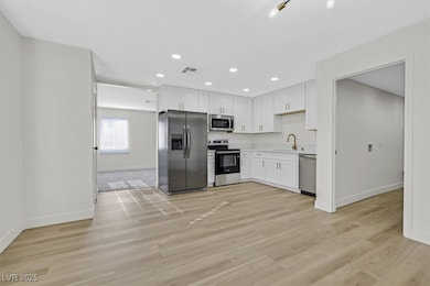 52 Mallory St, Henderson, NV 89015 - photo 4