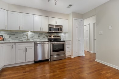 2113 Ammer Ridge Ct unit 201, Glenview, IL 60025 - photo 4