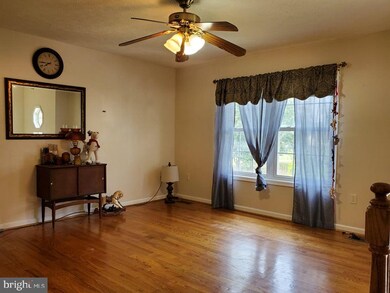 56 Elisha Ct, Bunker Hill, WV 25413 - photo 3