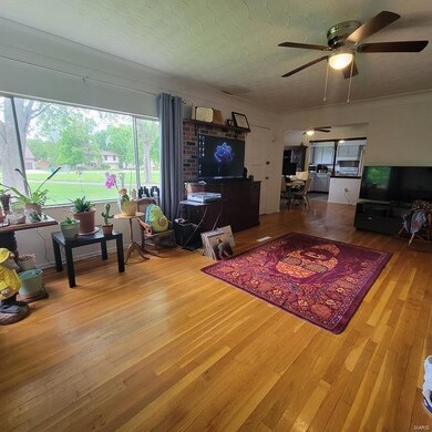 7343 W Main St, Maryville, IL 62062 - photo 4