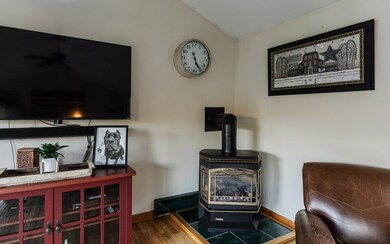 28 Wellington Rd, Rindge, NH 03461 - photo 6