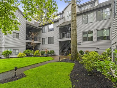 4000 Carman Dr unit 3, Lake Oswego, OR 97035 - photo 4