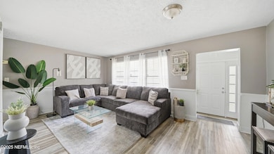 1002 Cherbourg Ave E-3