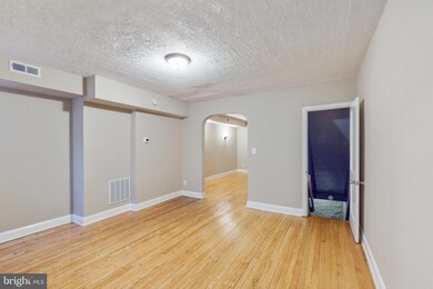 4 N Kossuth St, Baltimore, MD 21229 - photo 2
