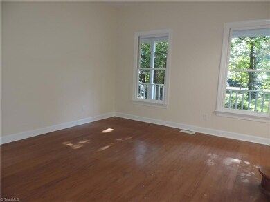 4474 Kendale Rd, High Point, NC 27265 - photo 6