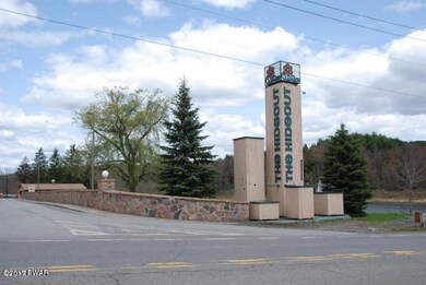 461 Underwood Ln, Lake Ariel, PA 18436 - photo 3