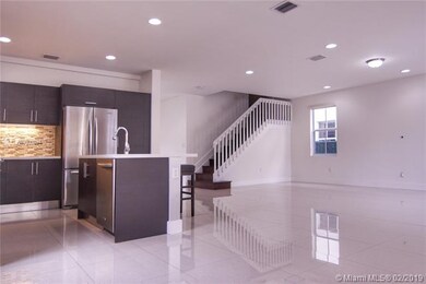 10403 NW 70th Ln, Doral, FL 33178 - photo 5