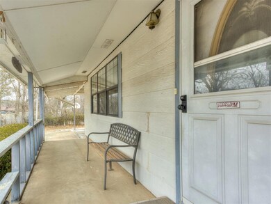 118 S 10th St, McLoud, OK 74851 - photo 4