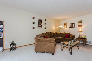 1124 S 12th St, Grand Forks, ND 58201 - photo 2