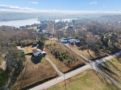 6938 Glover Rd, Chattanooga, TN 37416 - photo 4