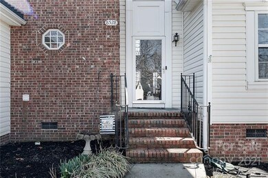 8528 New Oak Ln, Huntersville, NC 28078 - photo 2