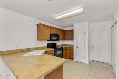 4757 Playschool Dr, Jacksonville, FL 32210 - photo 4
