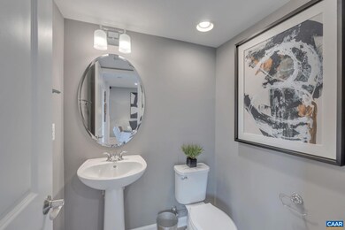 6041 Mccomb St, Crozet, VA 22932 - photo 5