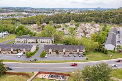 2445 Mosby Ct unit 14, Harrisonburg, VA 22801 - photo 4