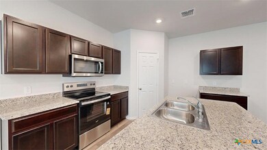 370 Dobson Dr, Killeen, TX 76542 - photo 5