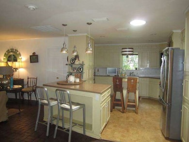 631 631 Tremont, Tyler, TX 75701 - photo 4