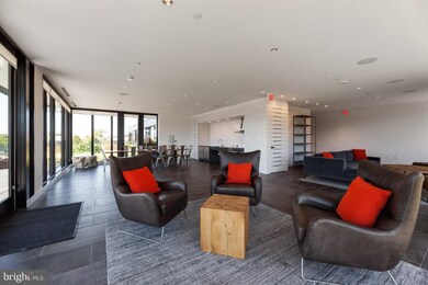 Chapman Stables unit 232, Washington, DC 20001 - photo 3