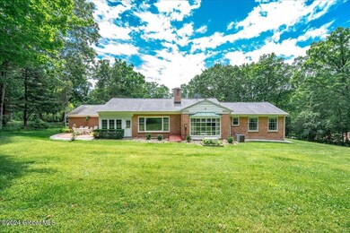 5 Sage Hill Ln, Albany, NY 12204 - photo 3