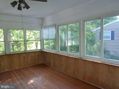 2101 Haycock Rd, Falls Church, VA 22043 - photo 3