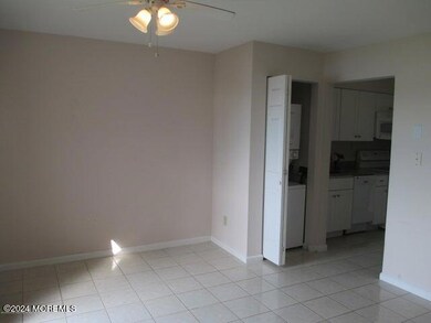 100 Seaview Ave unit 4-5 annual lease, Monmouth Beach, NJ 07750 - photo 7