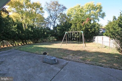 18913 Abbotsford Cir, Germantown, MD 20876 - photo 3