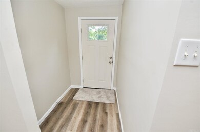 963 McDonald St, Elkhart, IN 46516 - photo 6