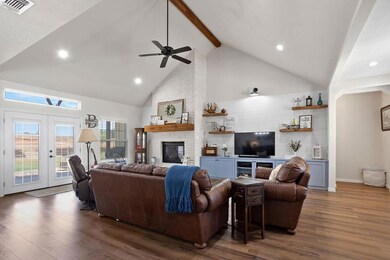 300 N Saddle Spur Ct, Weatherford, TX 76087 - photo 4