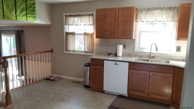 96 Wineberry Ln, Ballston Spa, NY 12020 - photo 4