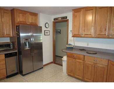 347 Forest St, Rockland, MA 02370 - photo 5