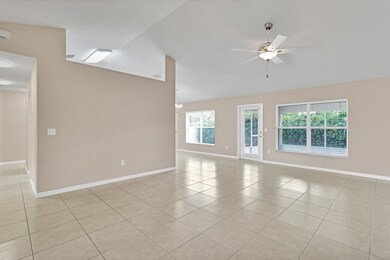 444 Tulip Dr, Sebastian, FL 32958 - photo 5