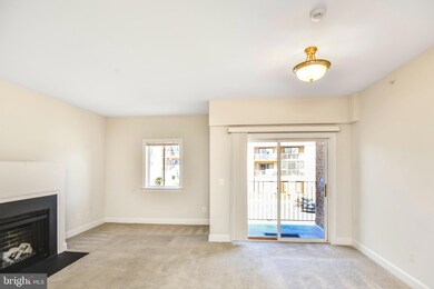 10604 Provincial Dr unit 201, Manassas, VA 20109 - photo 5