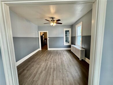 208 S Walnut St, Slatington, PA 18080 - photo 3